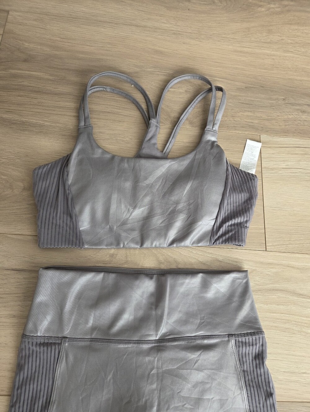 Fabletics Set - Picture 4 of 12